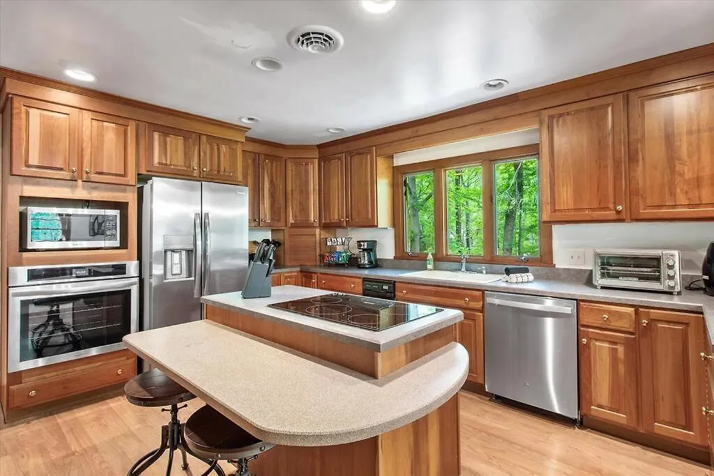 Serenity In The Suburbs: Your Gorgeous Rva Getaway Richmond États-Unis